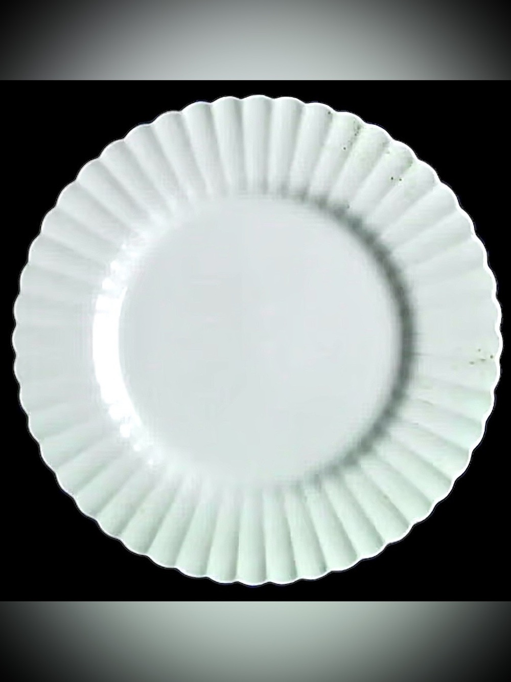 Mid Century Vintage Discontinued J & G Meakin England CLASSIC WHITE Dinner Plate